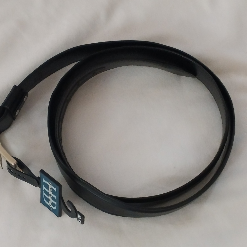 Harbor Bay Men 50-52 Black Leather Belt with Metal Buckle